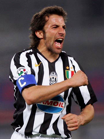 山东泰山足球俱乐部：中超首支积分1500分球队的荣耀之路