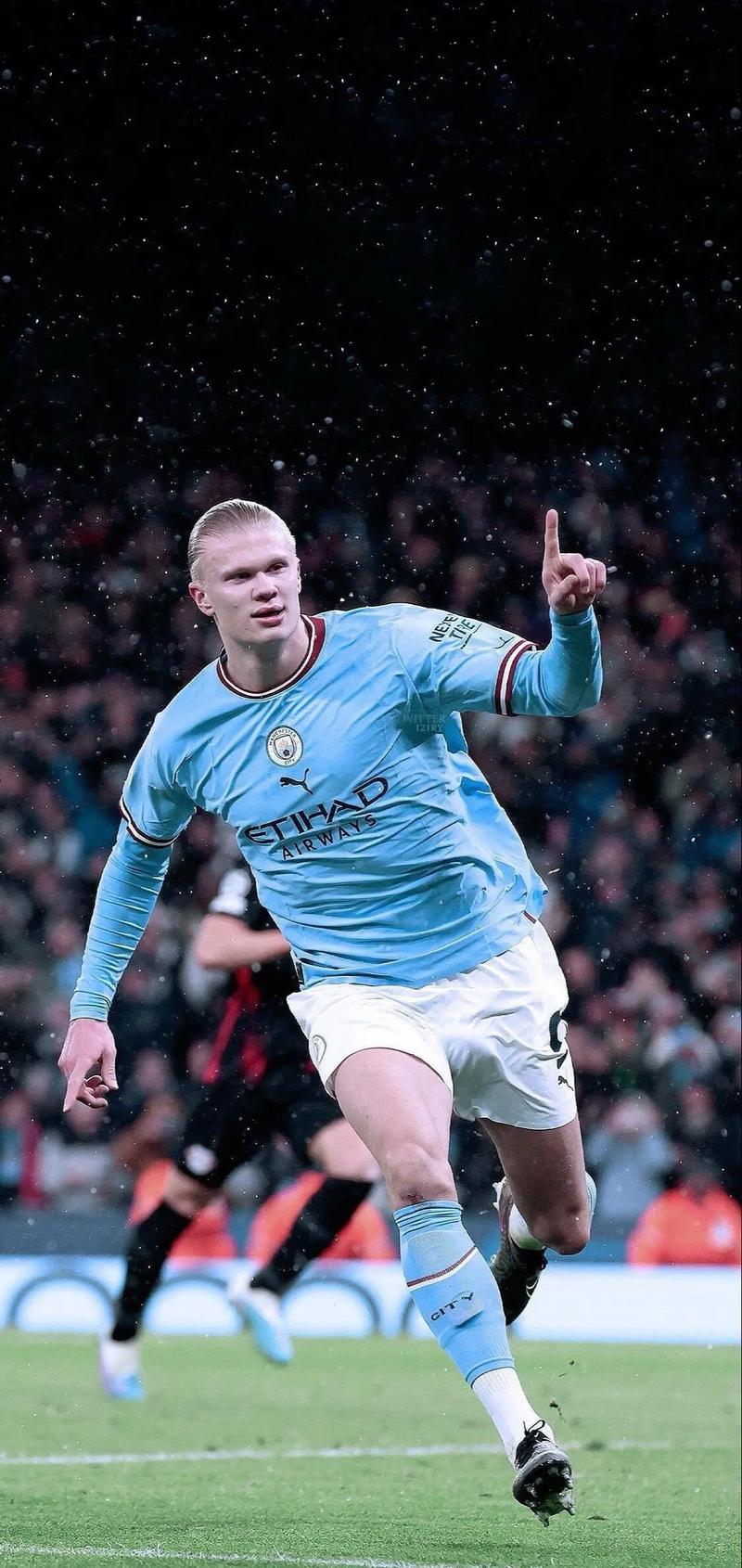 记者：若格伊冬窗离队，水晶宫将追求葡体后卫迪奥曼德