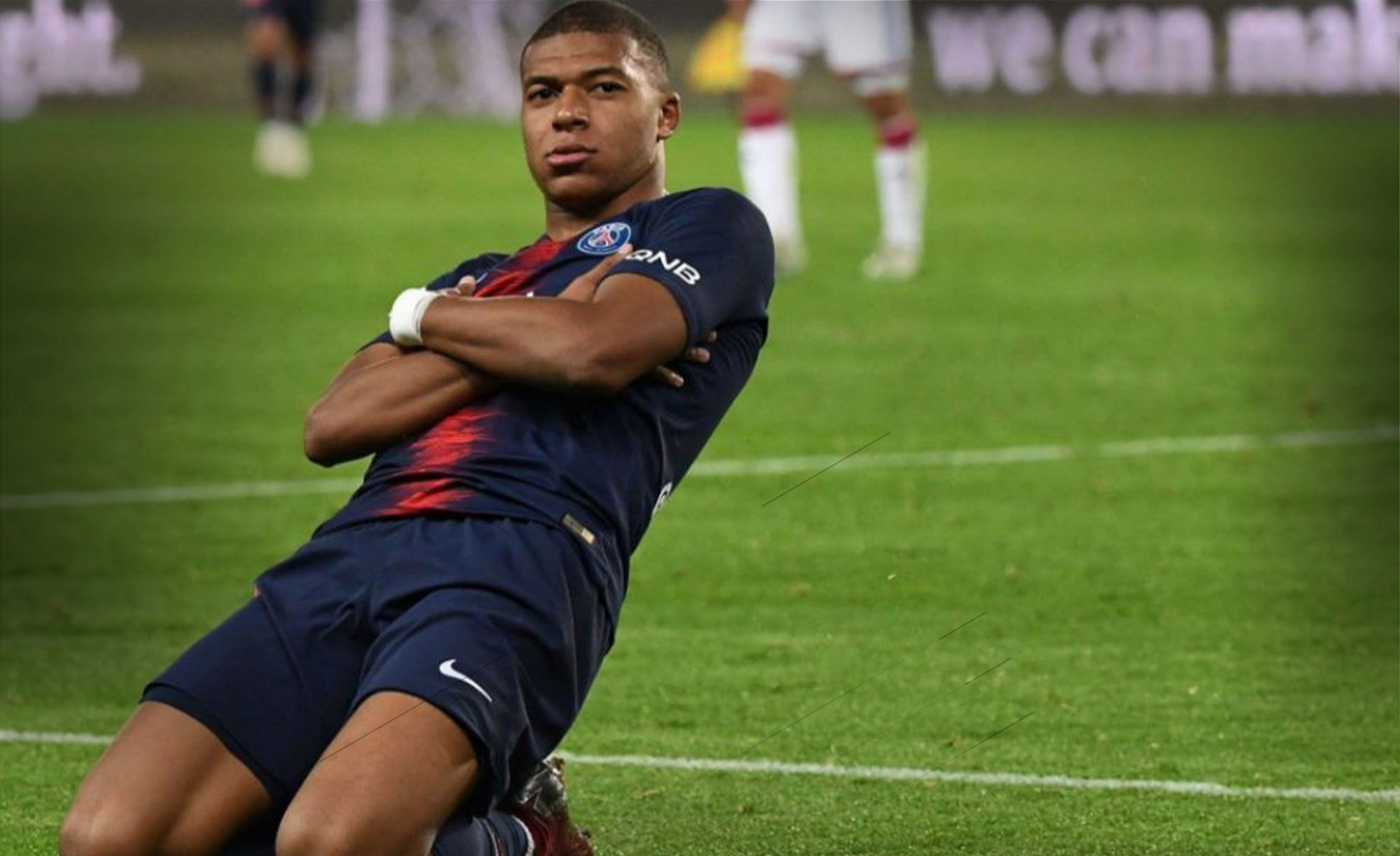 首发出战圣保利！诺伊尔追平伊梅尔并列德甲门将出场榜次席（对阵圣保利首发，诺伊尔追平伊梅尔并列德甲门将出场榜第二）